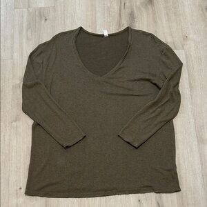 BP Olive Long Sleeve V-Neck Top